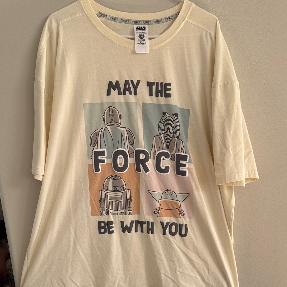 Disney Cream Star Wars Graphic Tee